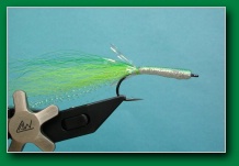 epoxy_bucktail_chartreuse